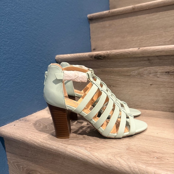 Xoxo Baxter Women’s Sandals - Picture 1 of 6